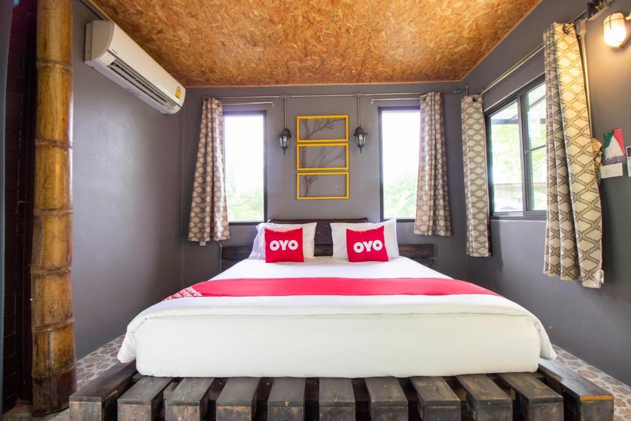 Oyo 999 Baan Pak Rom Ruen Hotell HHQ Eksteriør bilde