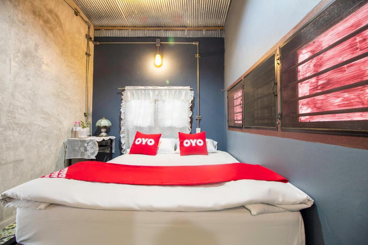 Oyo 999 Baan Pak Rom Ruen Hotell HHQ Eksteriør bilde