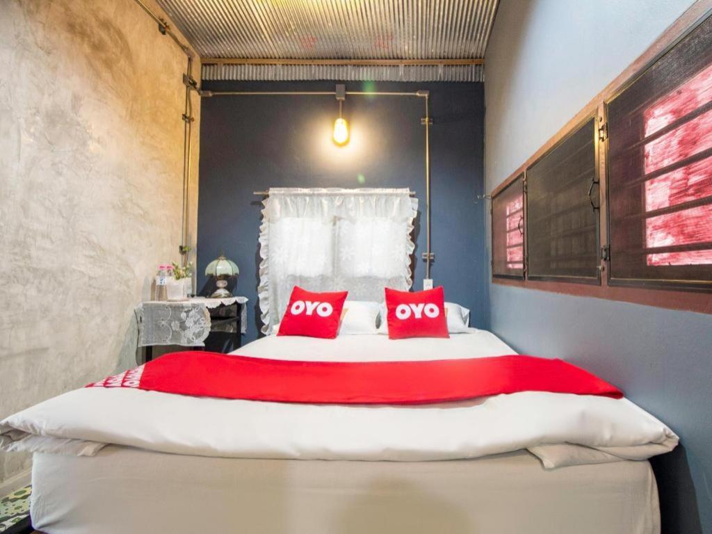 Oyo 999 Baan Pak Rom Ruen Hotell HHQ Eksteriør bilde