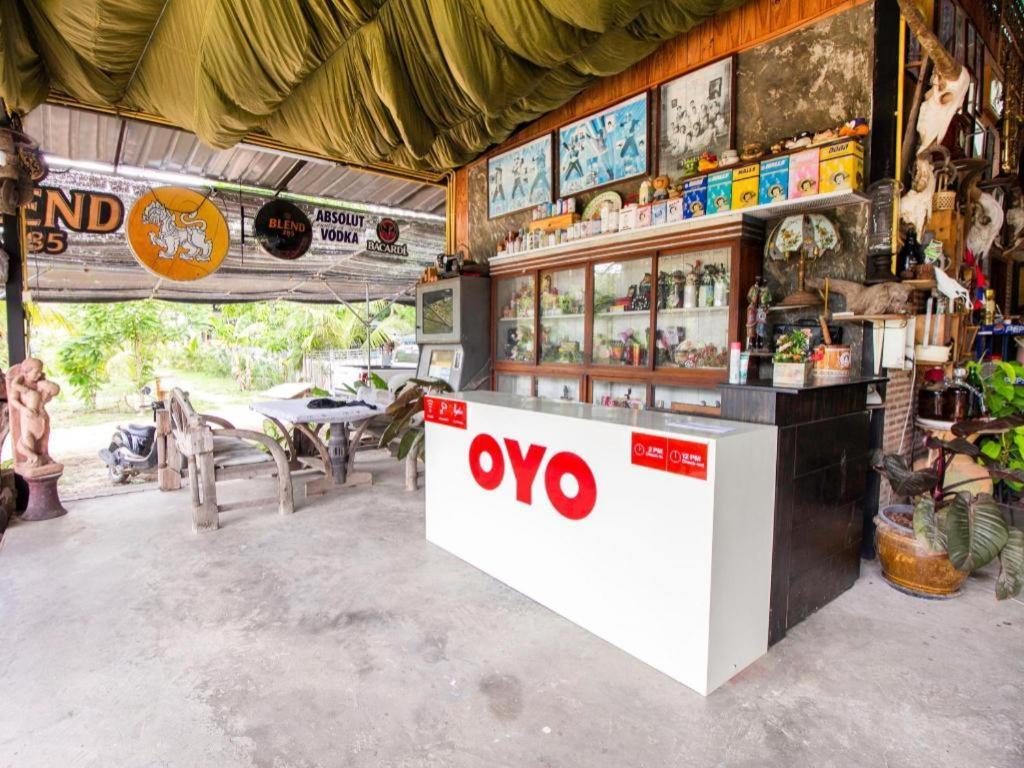 Oyo 999 Baan Pak Rom Ruen Hotell HHQ Eksteriør bilde