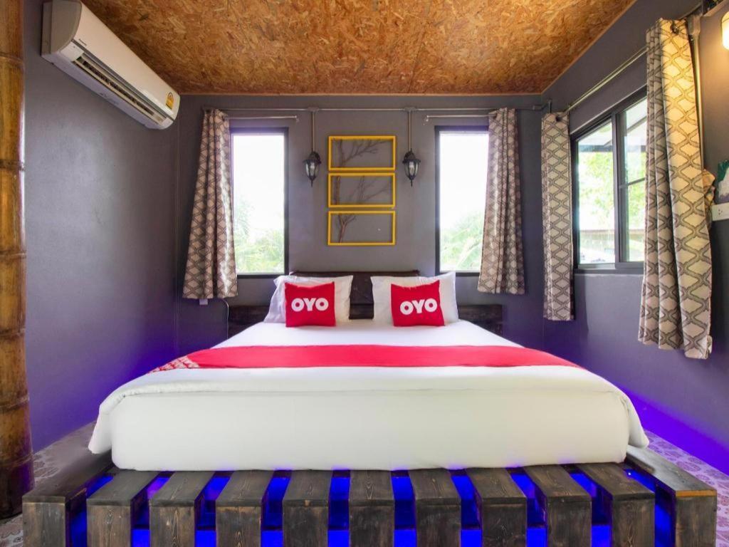 Oyo 999 Baan Pak Rom Ruen Hotell HHQ Eksteriør bilde